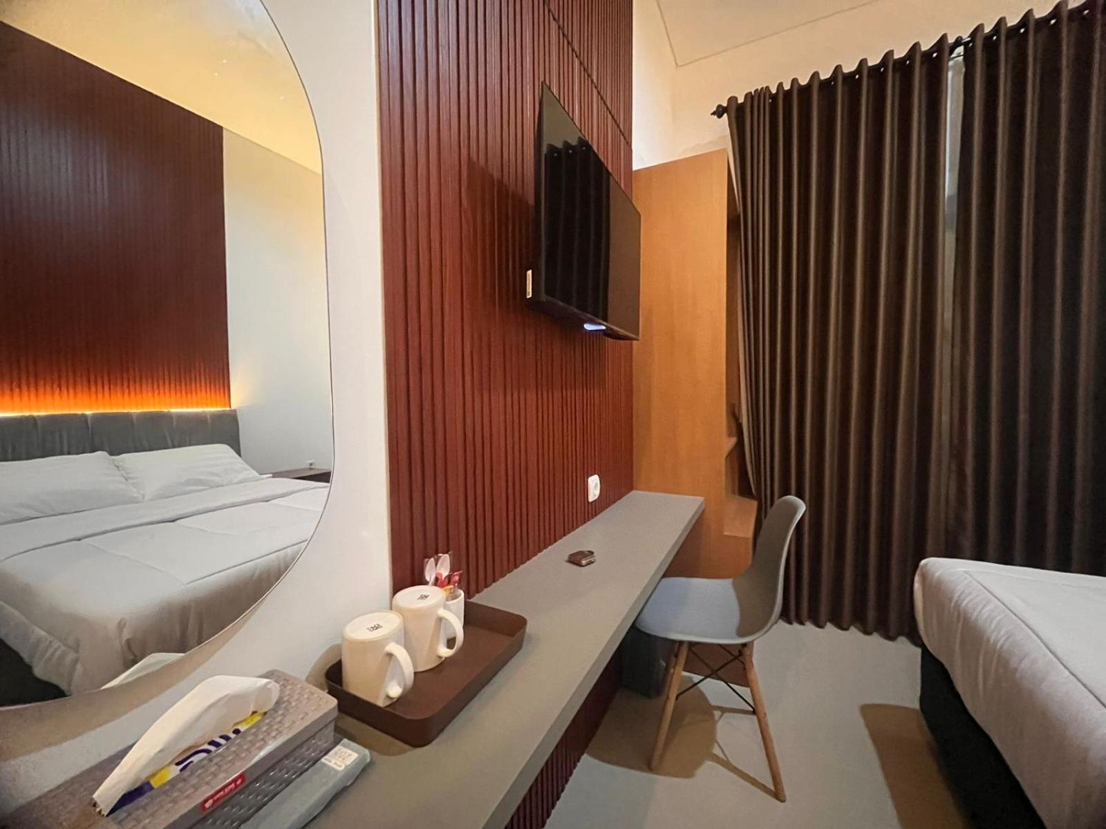 House Of Bedjo Powered By Cocotel ยอกยาการ์ตา ภายนอก รูปภาพ
